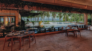 Patio con jardines en el residencial de Playa Cosón, Las Terrenas